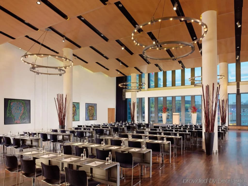 Swissôtel Berlin - photo 12