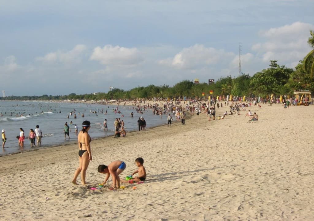 Agus Beach Inn - photo 14