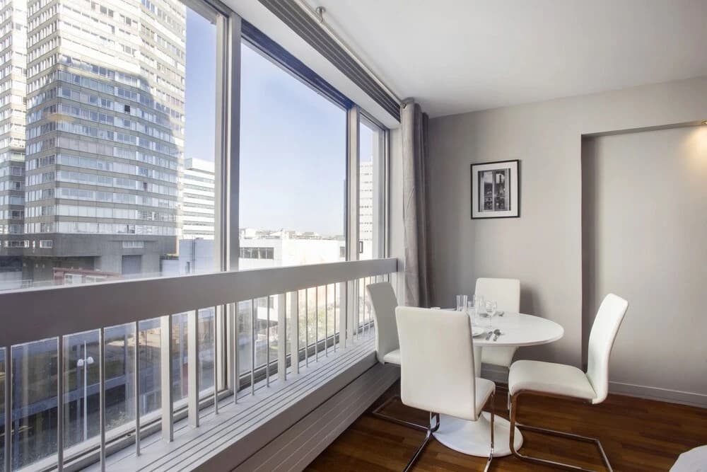 Apartment With one Bedroom in Paris, With Wonderful City View, Furnish - photo 6