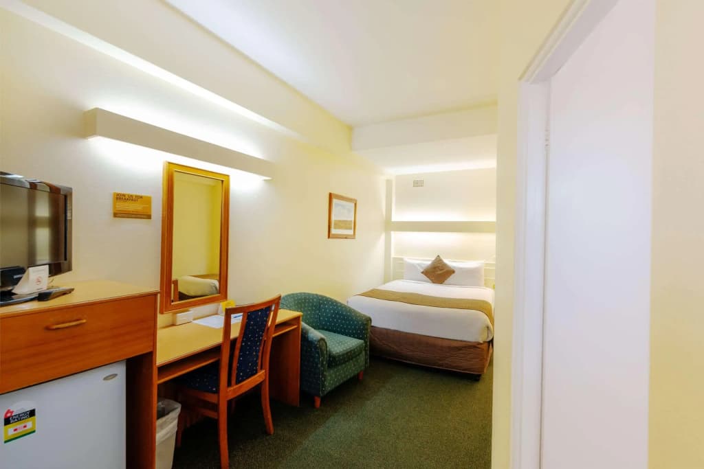 Comfort Inn North Shore Hotel - photo 4