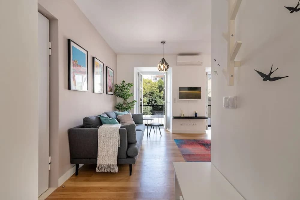 Portuguese Modern Style Flat - photo 6
