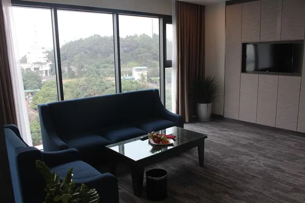 Muong Thanh Grand Bai Chay Hotel - photo 8