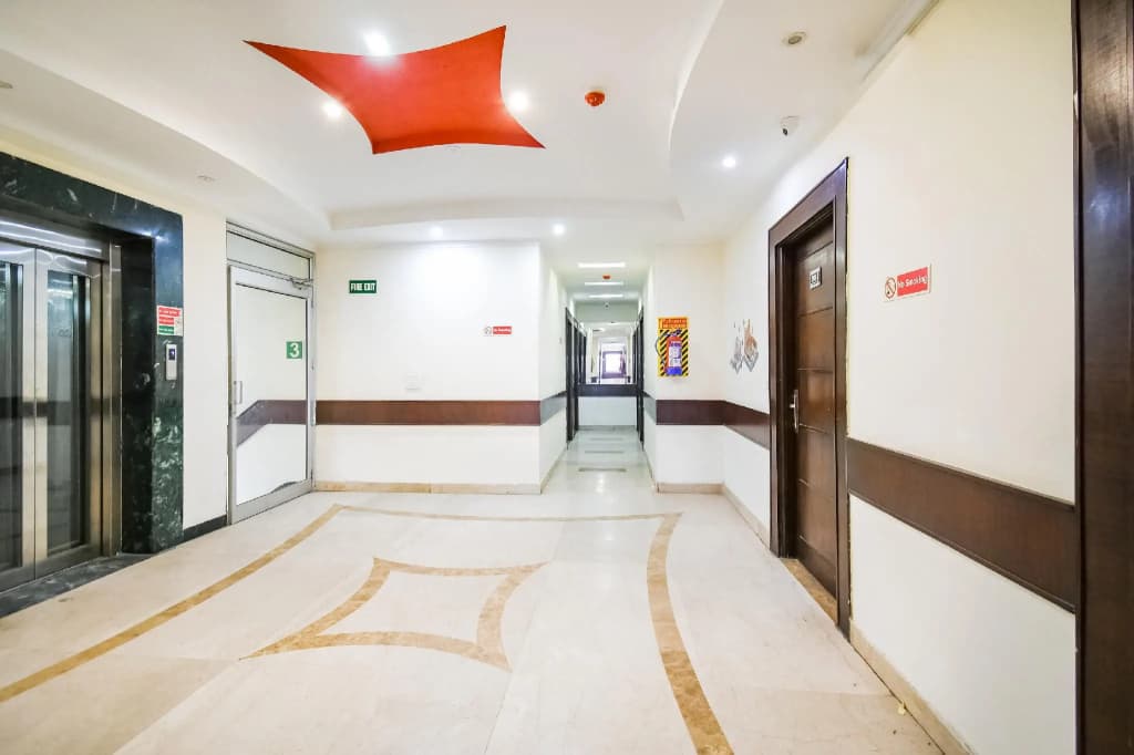 OYO 70791 Imperial Inn - photo 2
