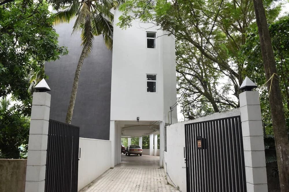 The Green' Apartments - main photo