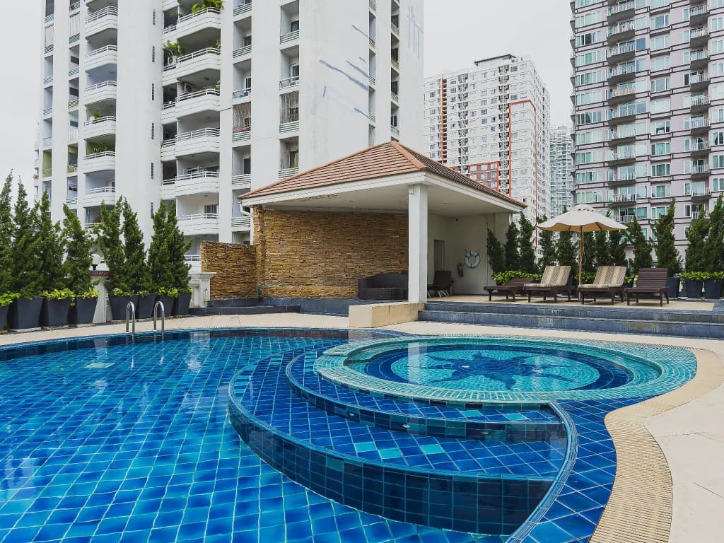 Hope Land Hotel Sukhumvit 24 - photo 18
