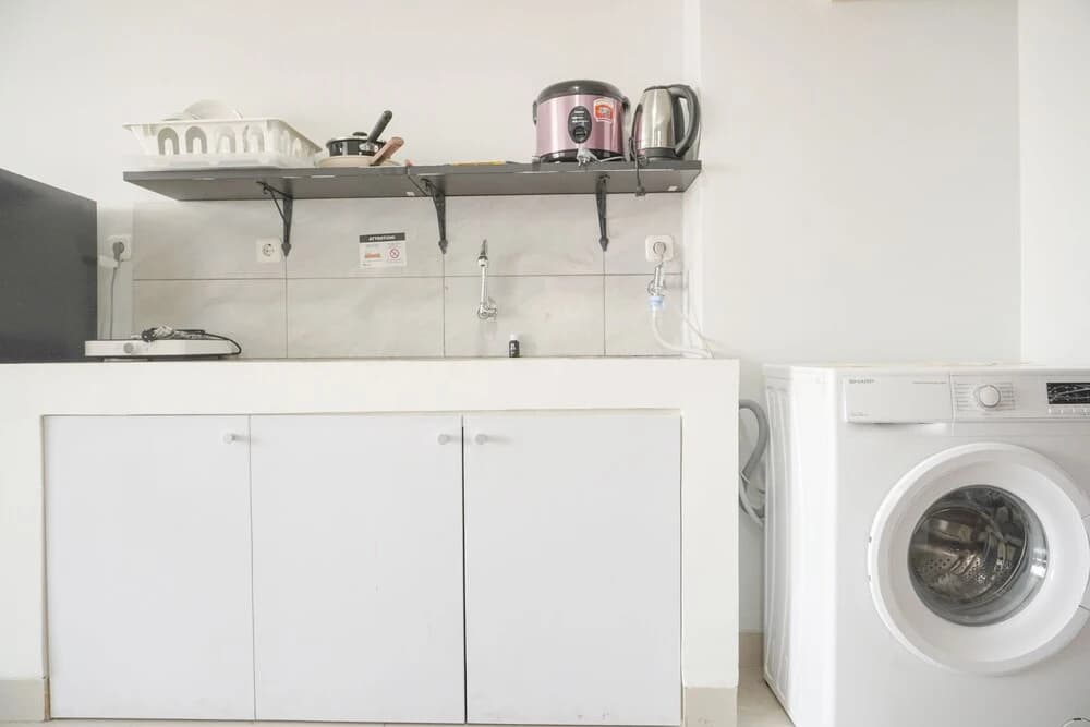 Relaxing Studio Apartment H Residence - photo 10
