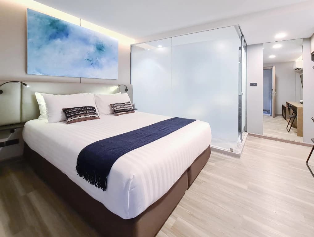 Sova Hotel Bangkok - photo 4