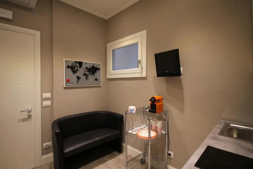 Bell Tower Studio Apartment - photo 11