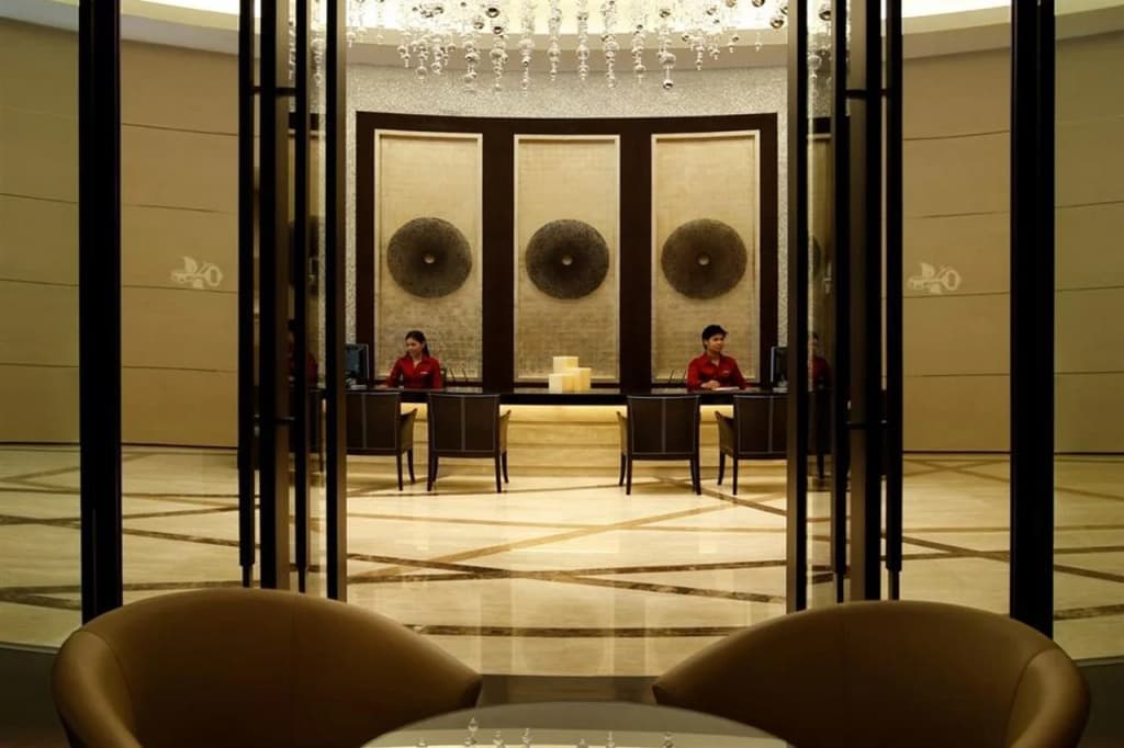 Sathorn Vista, Bangkok - Marriott Executive Apartments - photo 13