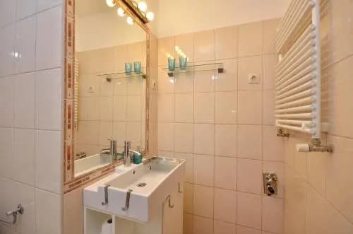 Garay Panorama Apartment - photo 8