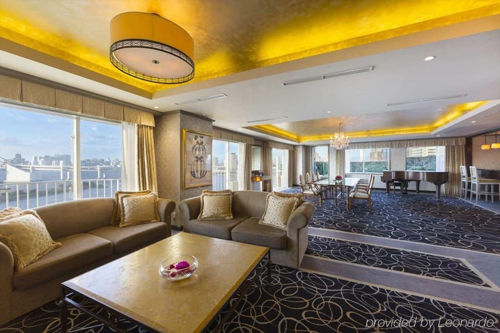 Hilton Tokyo Odaiba - photo 2