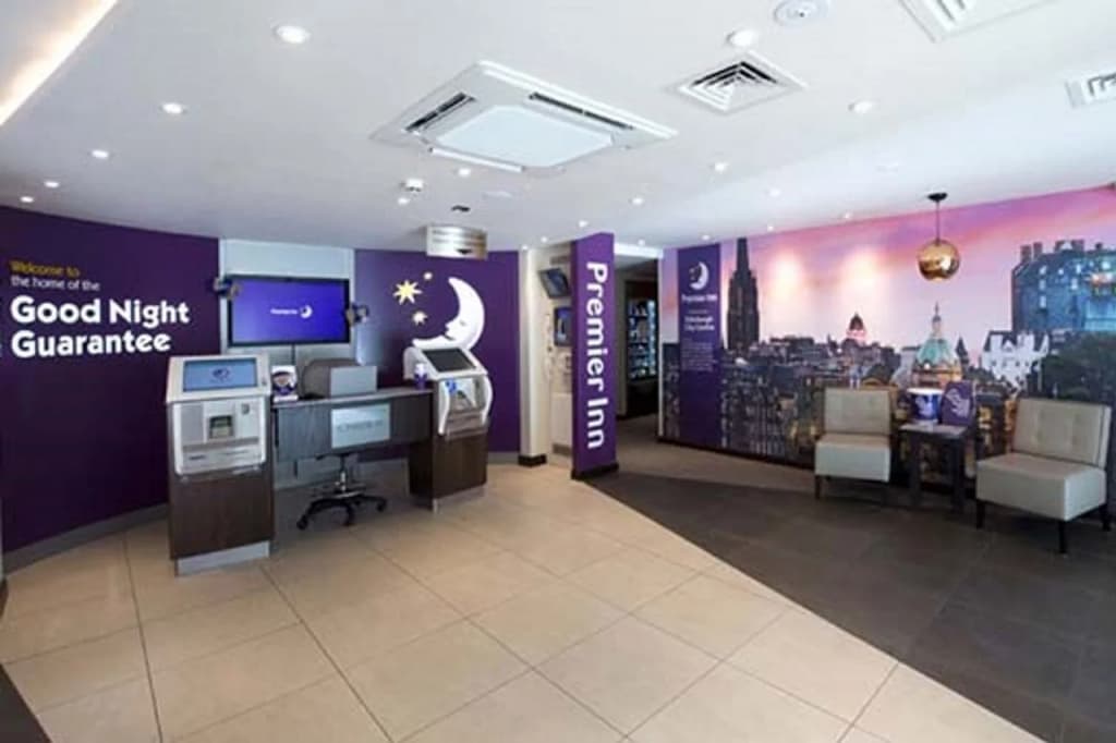 Premier Inn Edinburgh City Centre(York Place) - photo 19