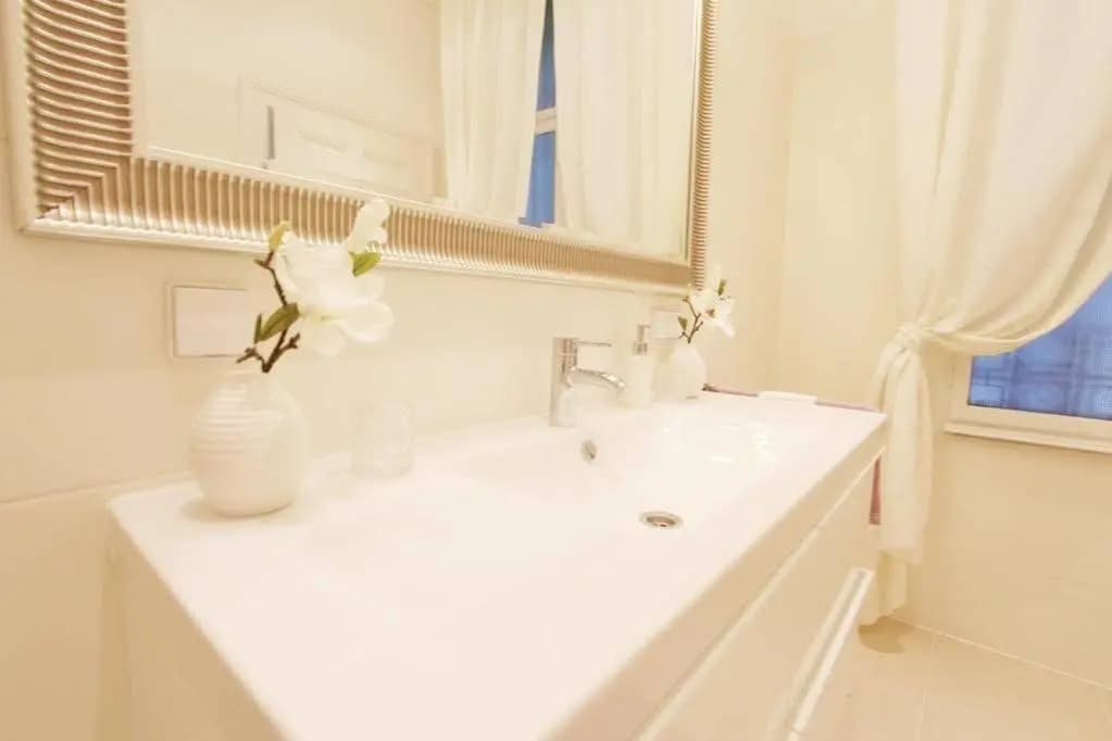 Apartment Traditional Living - photo 6