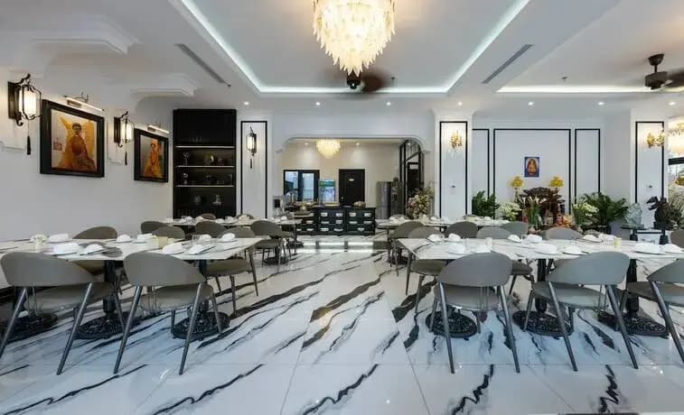 Phong Lan Unique Hotel - photo 3