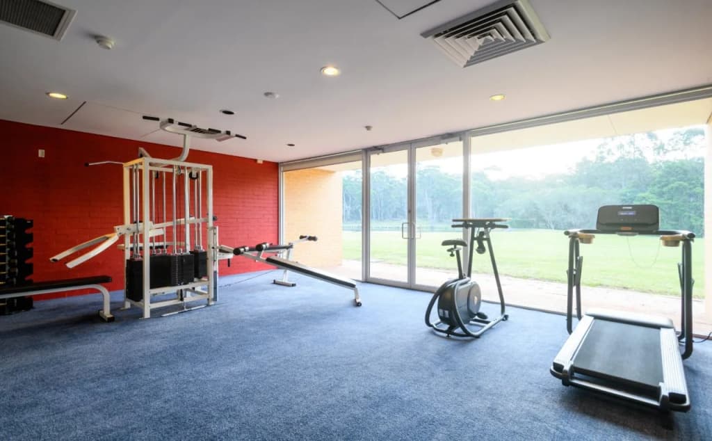 Lakeside Hotel and Conference Centre - photo 19