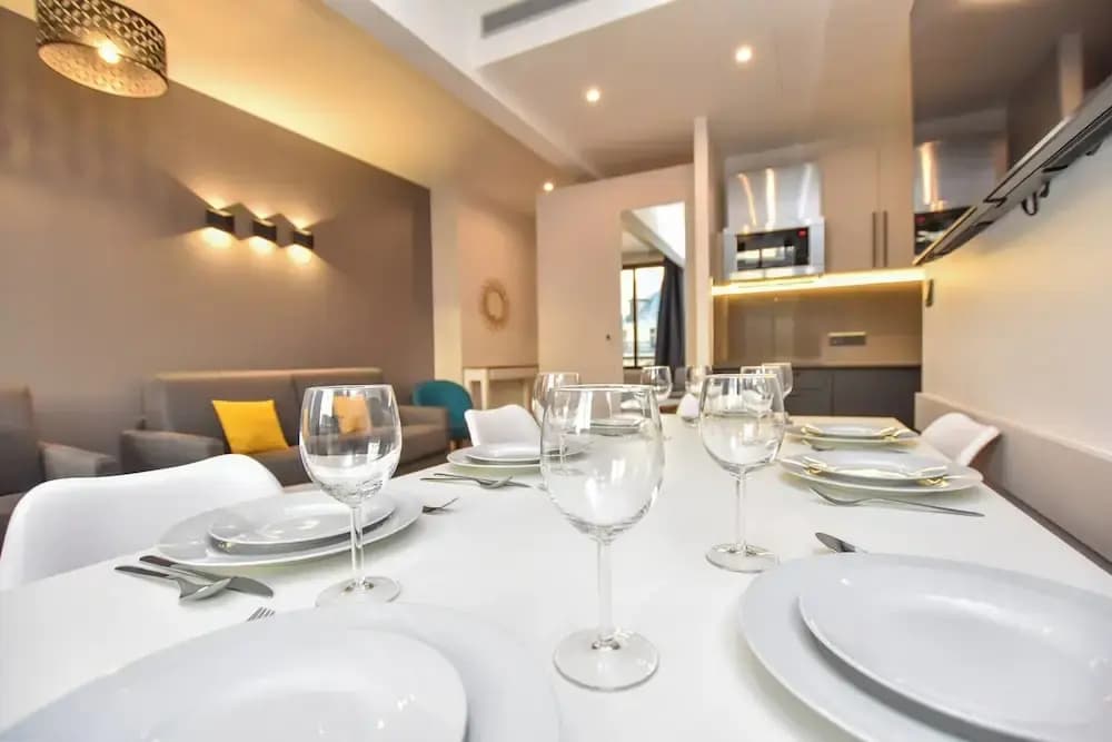 Authentic Apartment - 2br/8p - Palais Garnier - photo 12