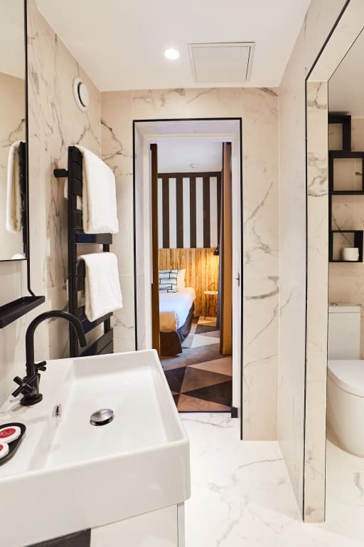 Madrigal hotel - photo 31