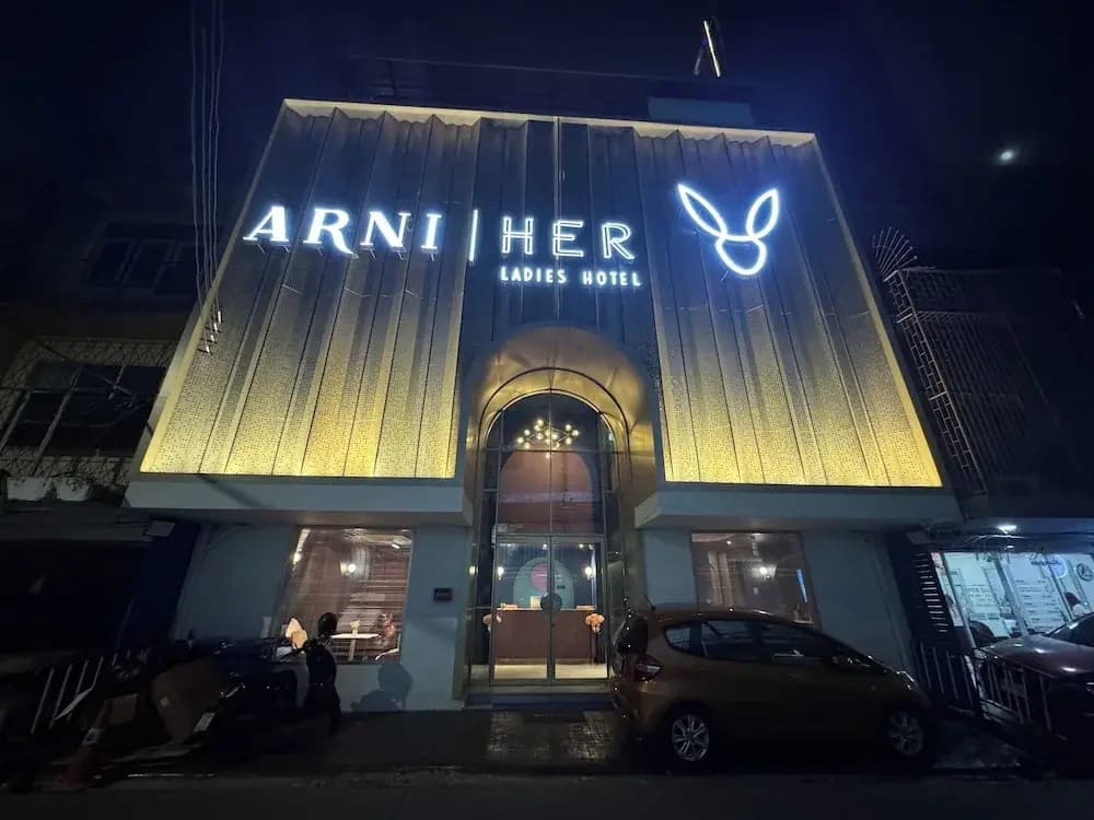 ARNI HER Ladies Hotel - photo 1
