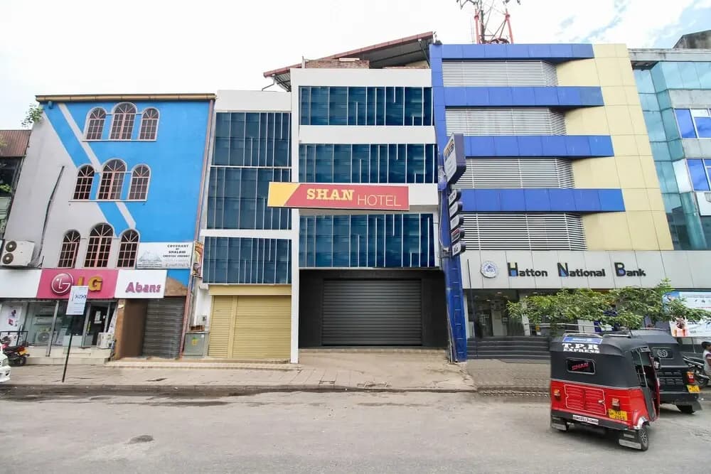 Shan Hotel by OYO Rooms - photo 1