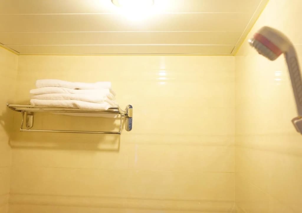 Yue Ka Hotel - photo 15