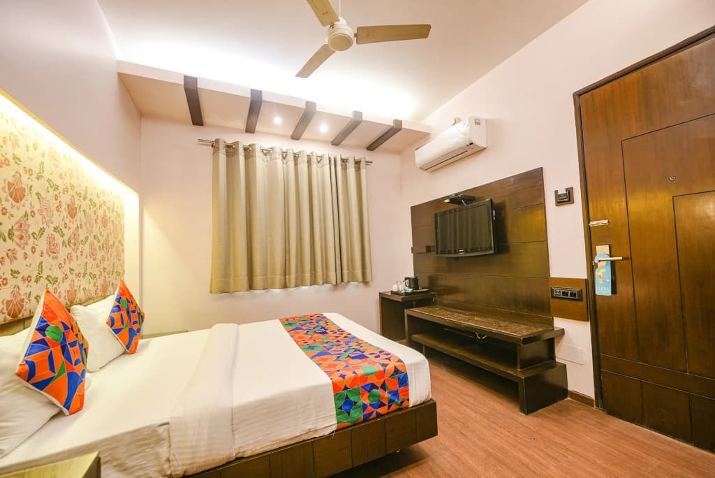 FabHotel Aashraye - photo 20