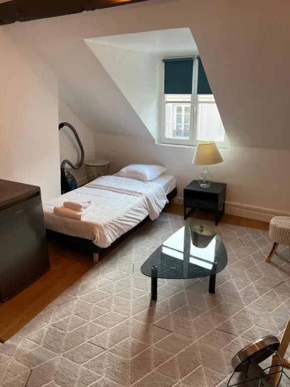 Canal Saint Martin Apartments - photo 5