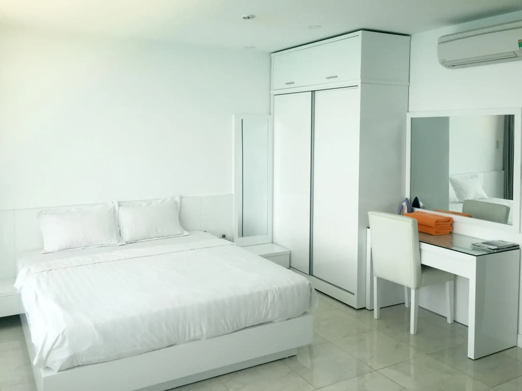 Sunrise Ocean View Apartment - photo 4