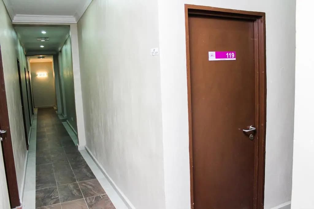 Hotel Kamelia - photo 9