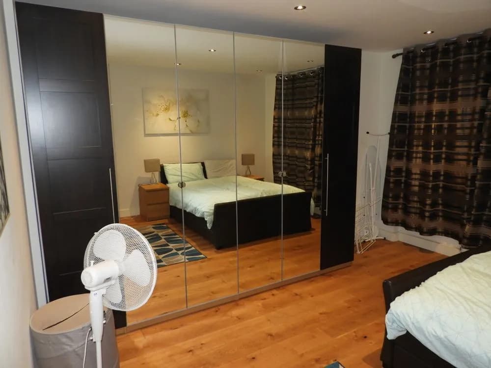 Marble Arch Apartment - photo 5