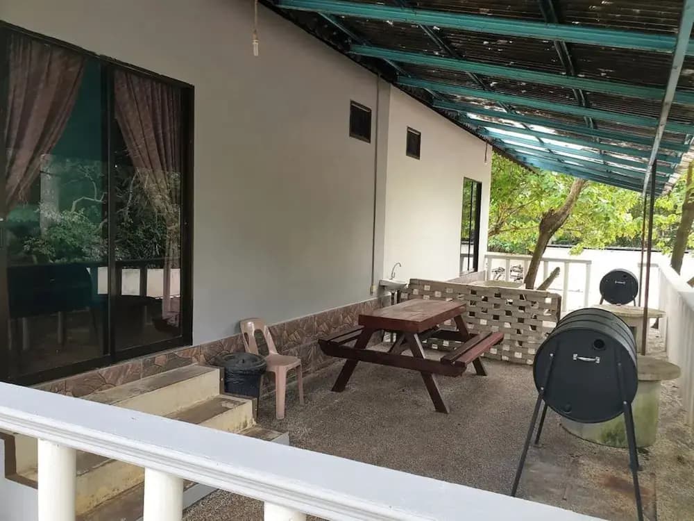 Alang Kenari Resort - photo 11