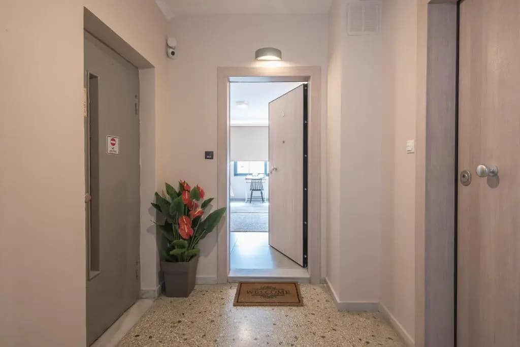 ✰Bright, renovated, spacious and cosy studio✰ - photo 8