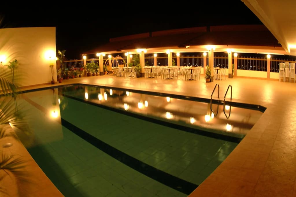 Li Hua Hotel Bintulu - photo 7