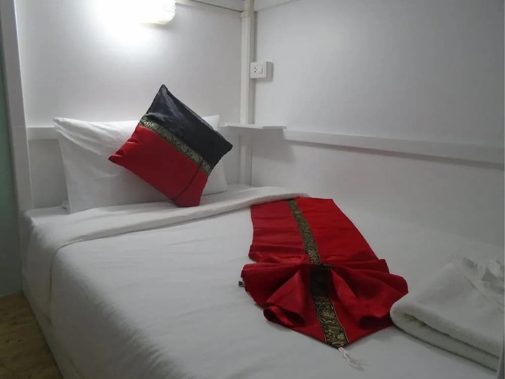 Panda Hostel Phuket - Adults Only - photo 2