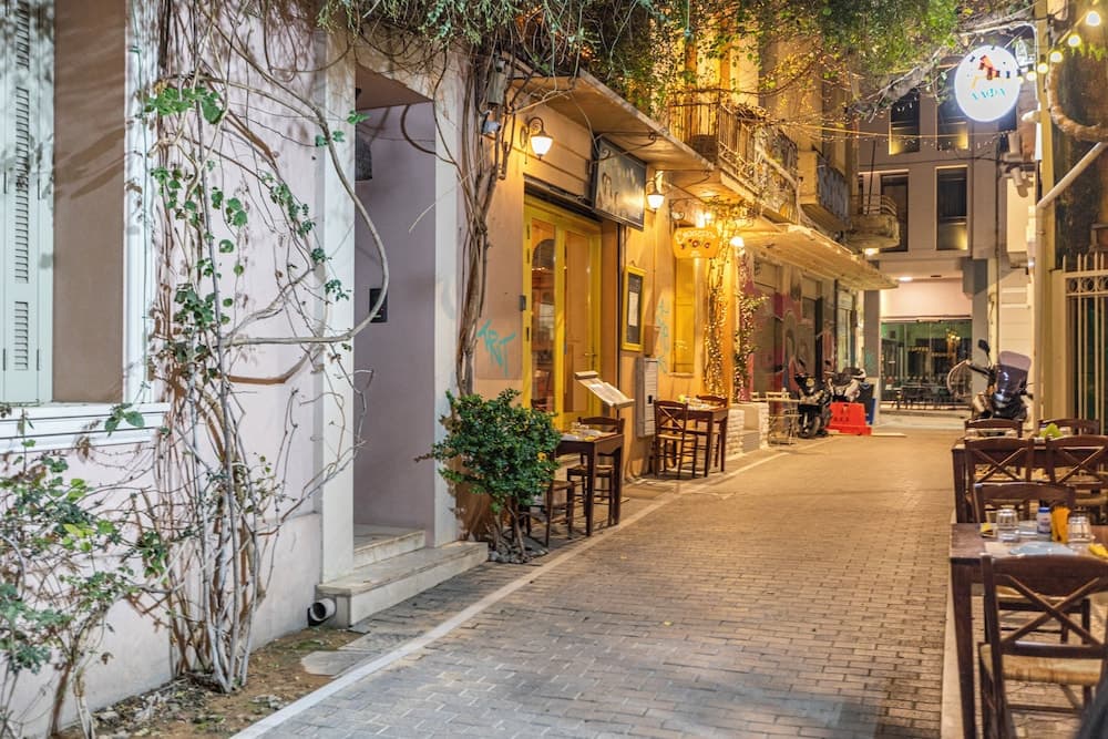 Ernest Suites Psiri - photo 16