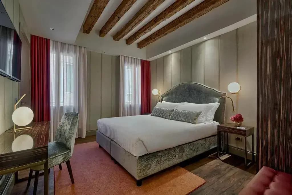 Suite 735 - photo 13