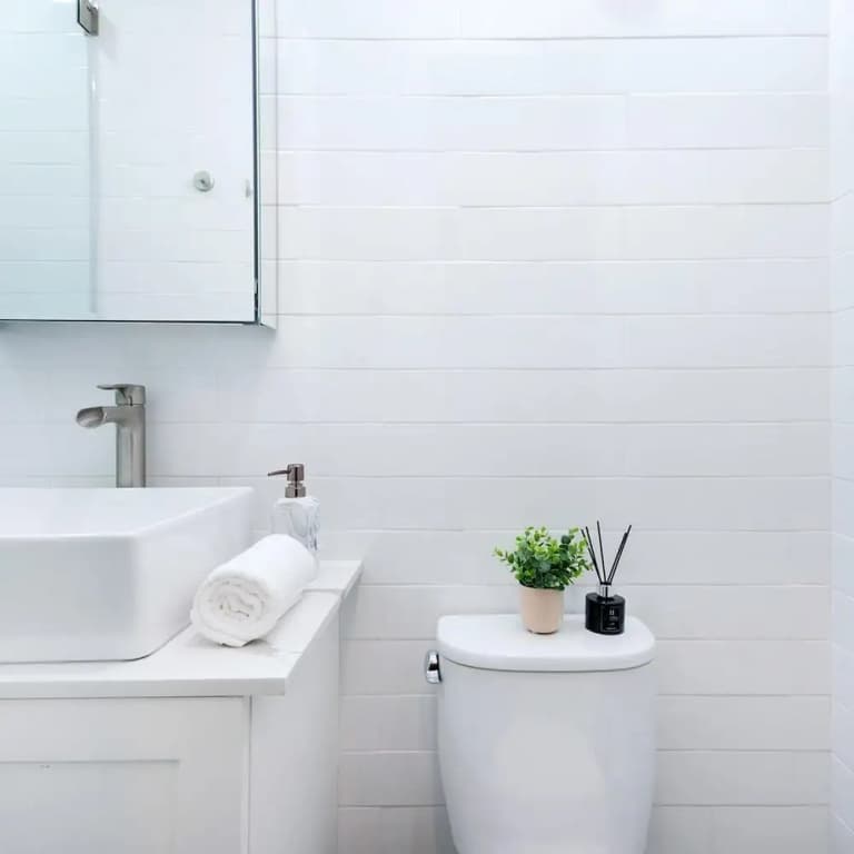 1290-3 New Renovated 2 Bedrooms in UES - photo 8
