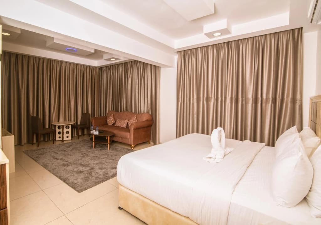 OYO 134 Diamond Star Hotel - photo 11