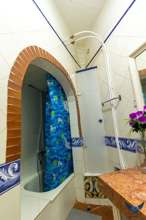 Lisbon Angles Hostel - photo 2