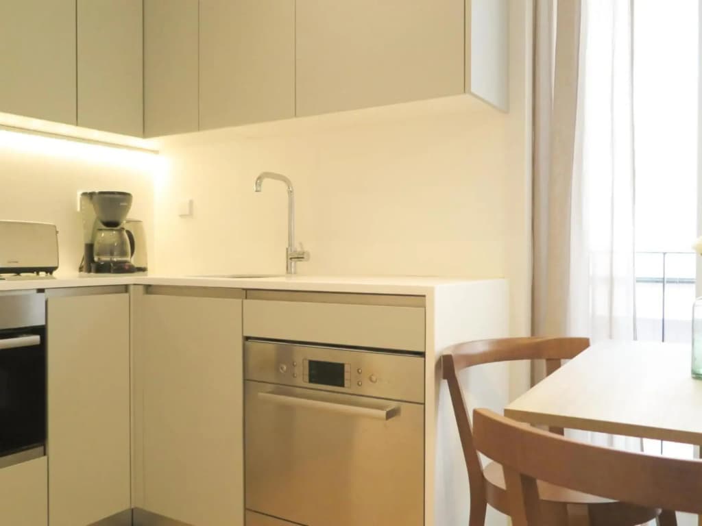 Chiado modern apt with ac elevator green terrace - photo 14
