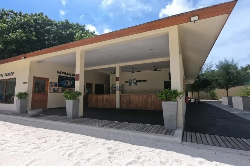 Reethi Faru Resort – Stay 5 Nights or More and Enjoy a Free Sunset Cruise - photo 1