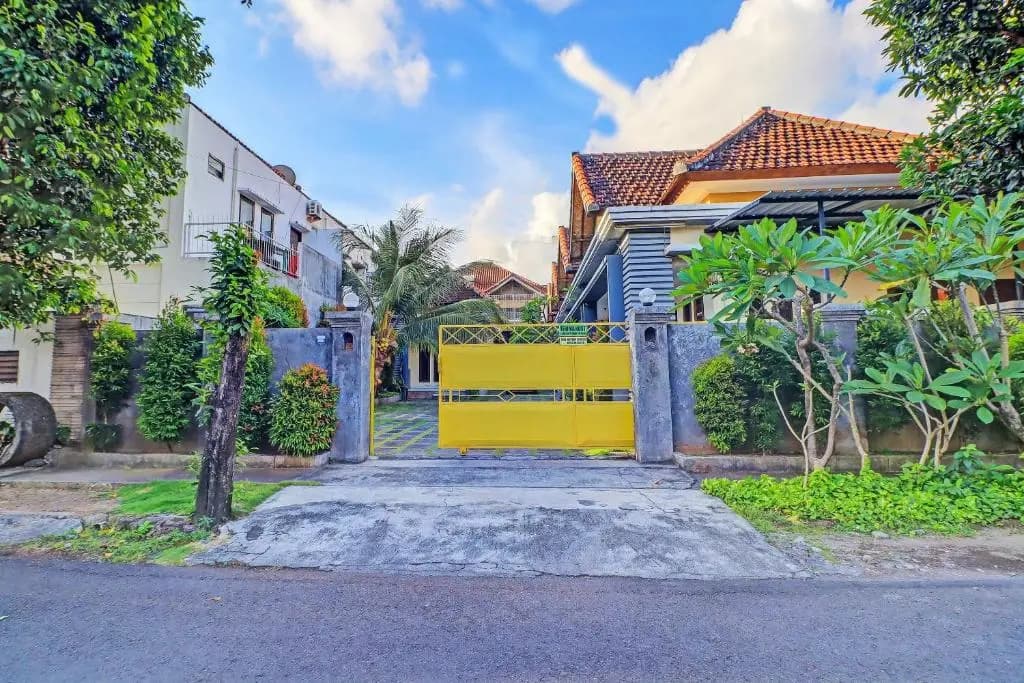 Ciung Wanara Guest House - photo 10