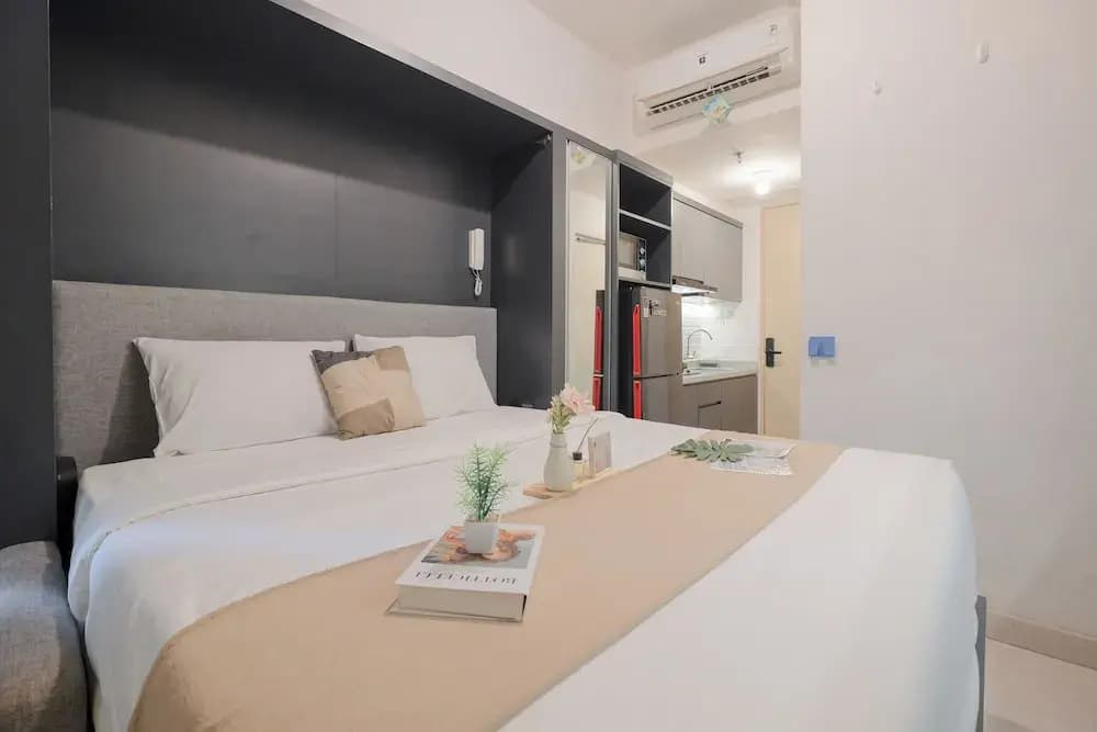 Comfort And Compact Studio At Apartment Tokyo Riverside Pik 2 - photo 5