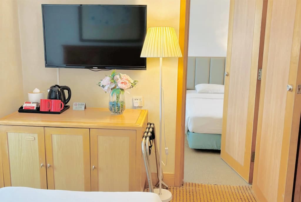 Ramada by Wyndham Hong Kong Grand View - photo 4