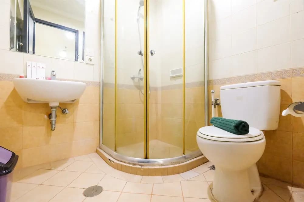 Exclusive Riverside Pluit Apartment - photo 8