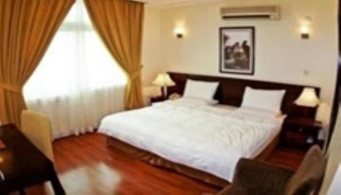 Mirage Suites ? - photo 3
