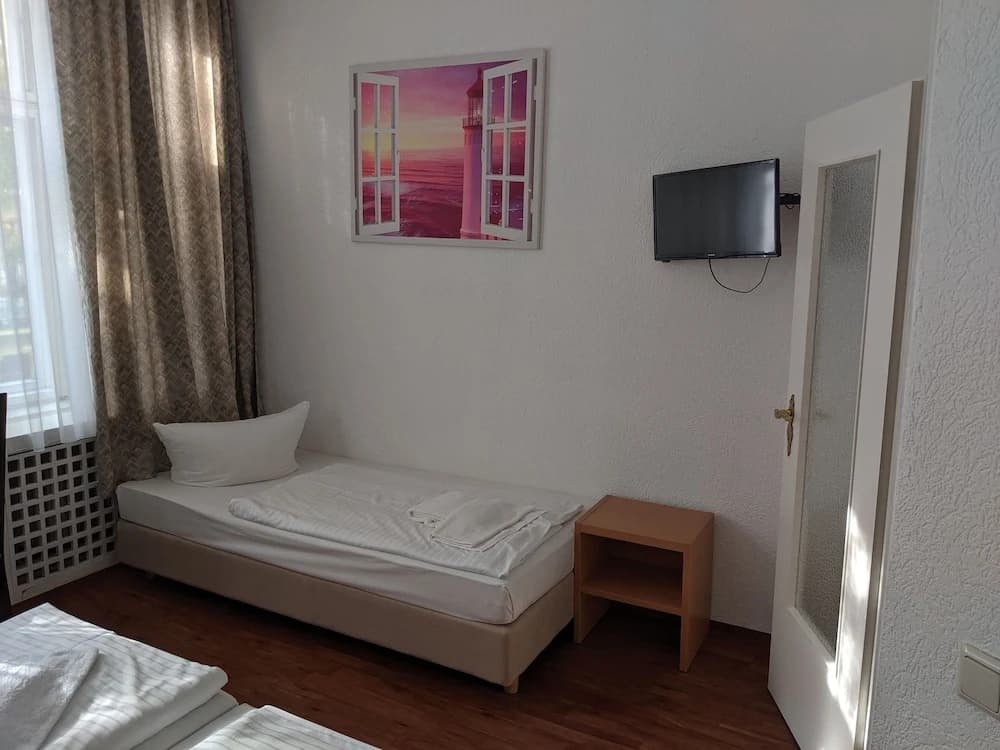 Hotel Haubach - photo 2