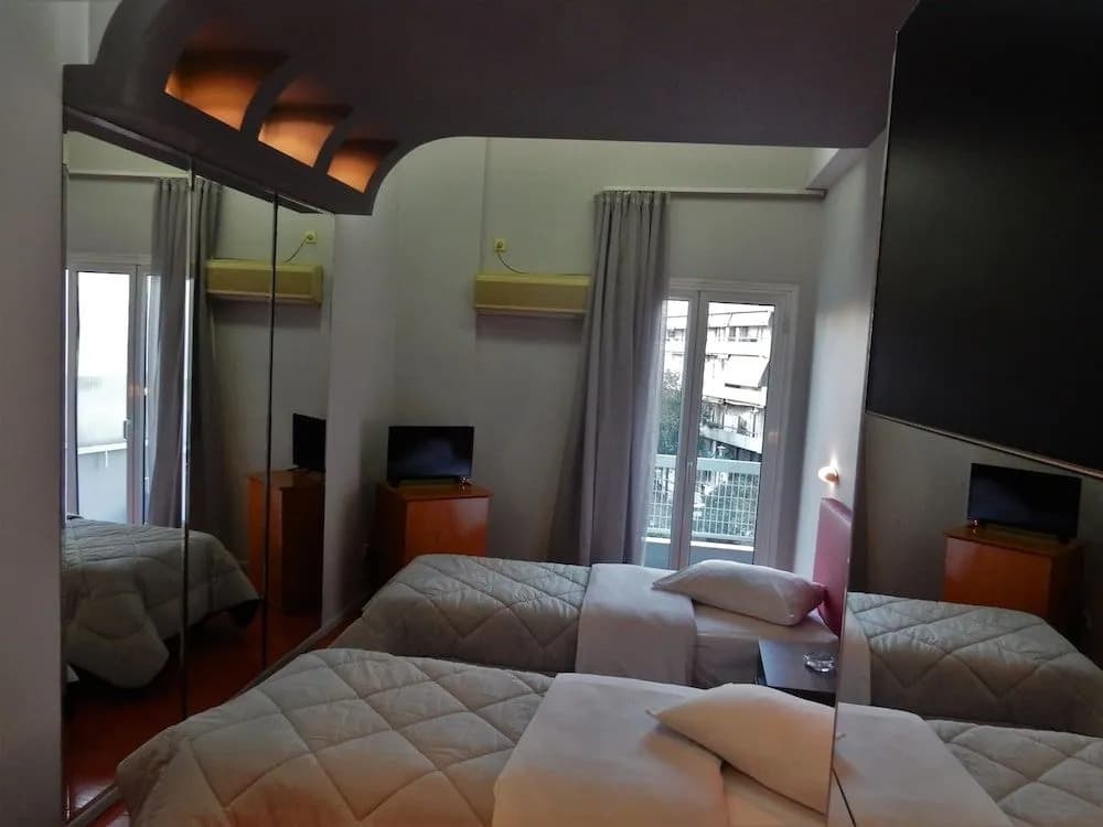 Athens Lydia Hotel - photo 4