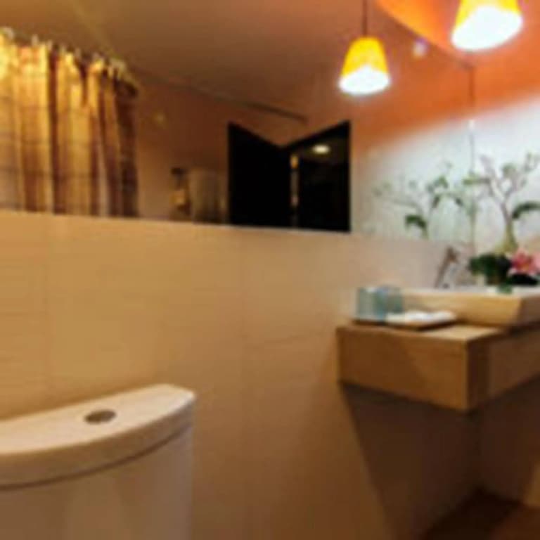 Bossotel Bangkok - photo 9