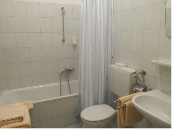 Hotel Pension Astra - photo 10