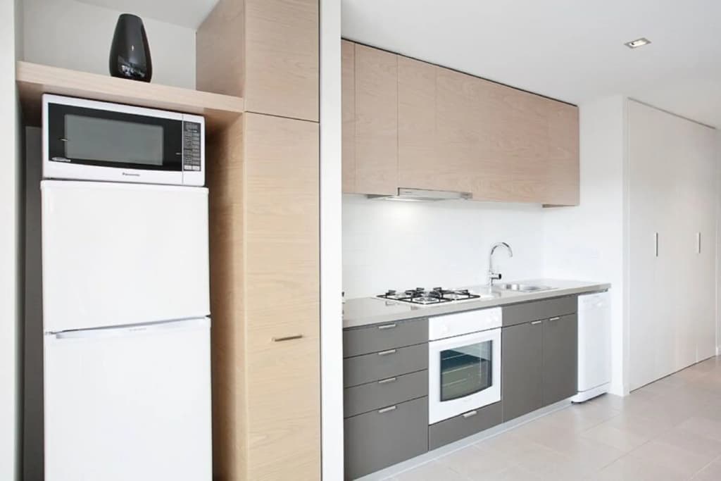 St Kilda Central Apartment Hotel - photo 20